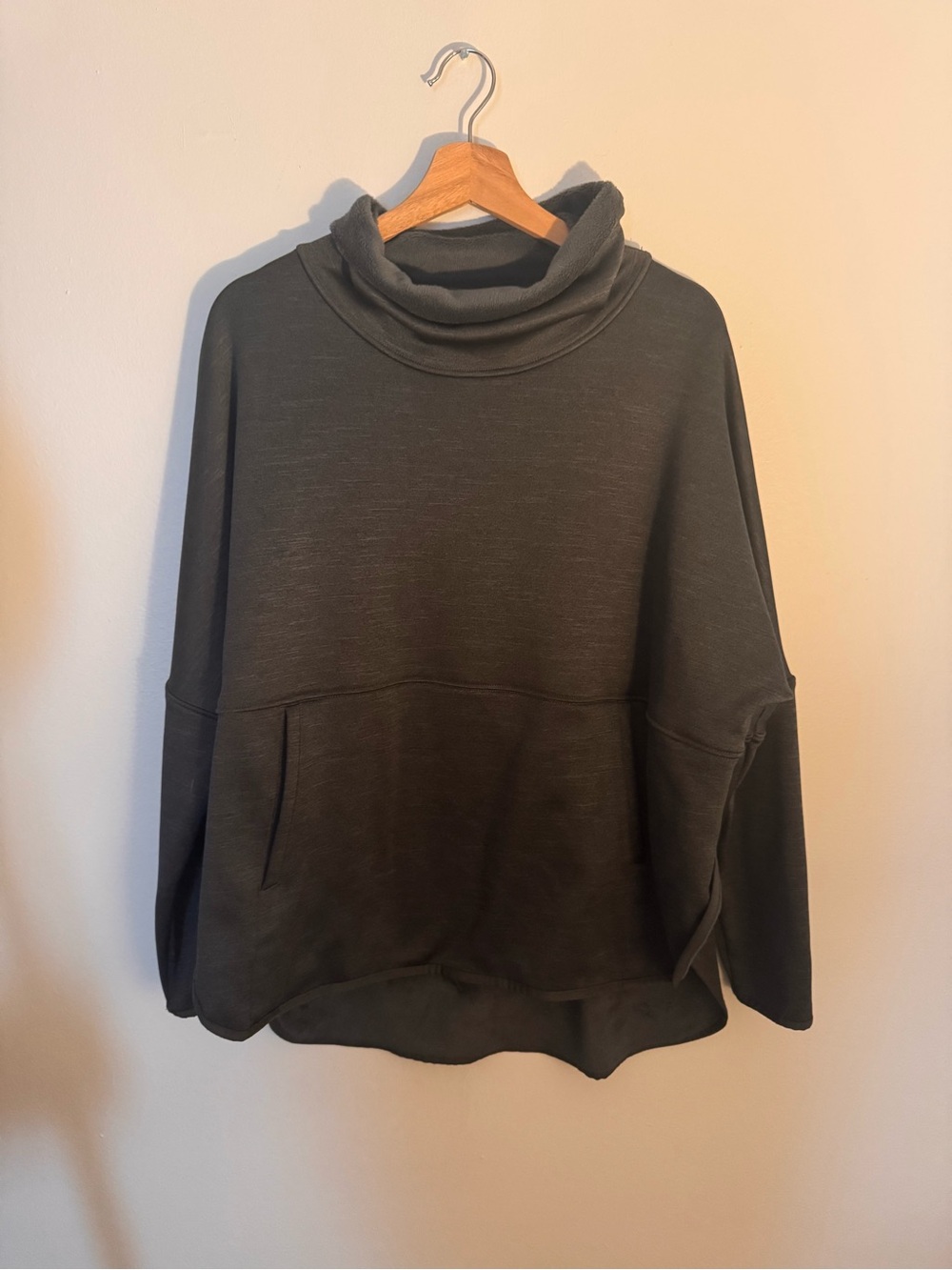 The North Face Women's Cozy Funnel Neck Athletic Sweatshirt - Dark Gray